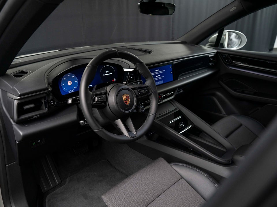 Porsche Macan 5d