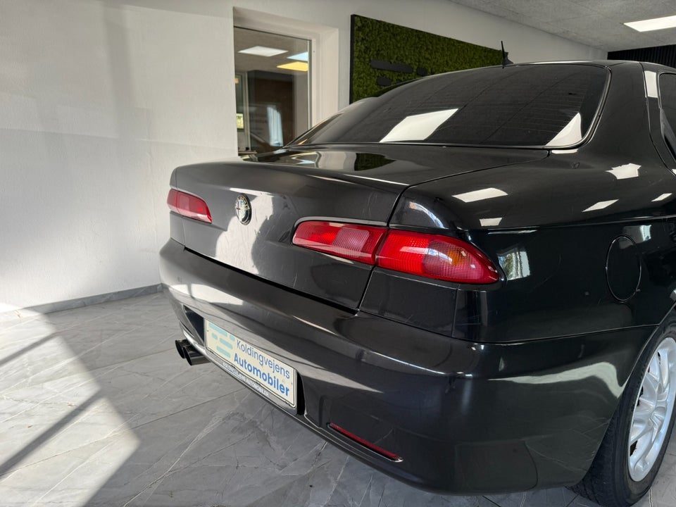 Alfa Romeo 156 2,0 JTS Berlina 4d