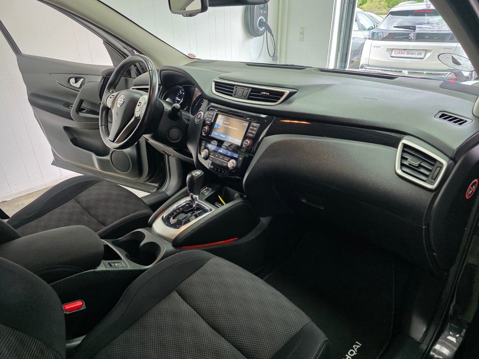 Nissan Qashqai 1,6 dCi 130 Acenta X-tr. 5d