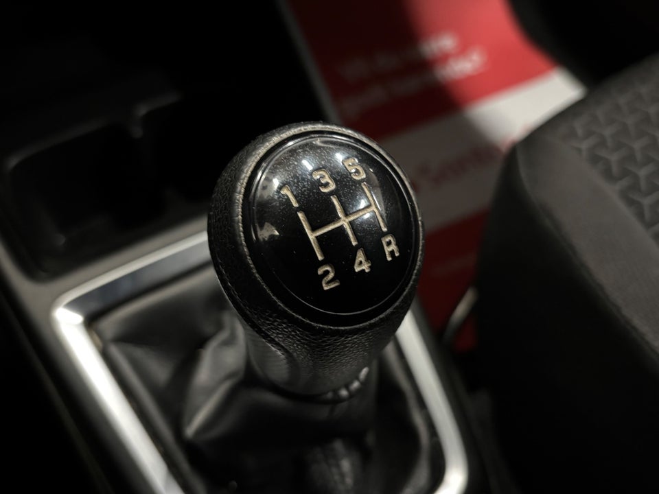 Suzuki Swift 1,2 Dualjet Action 5d