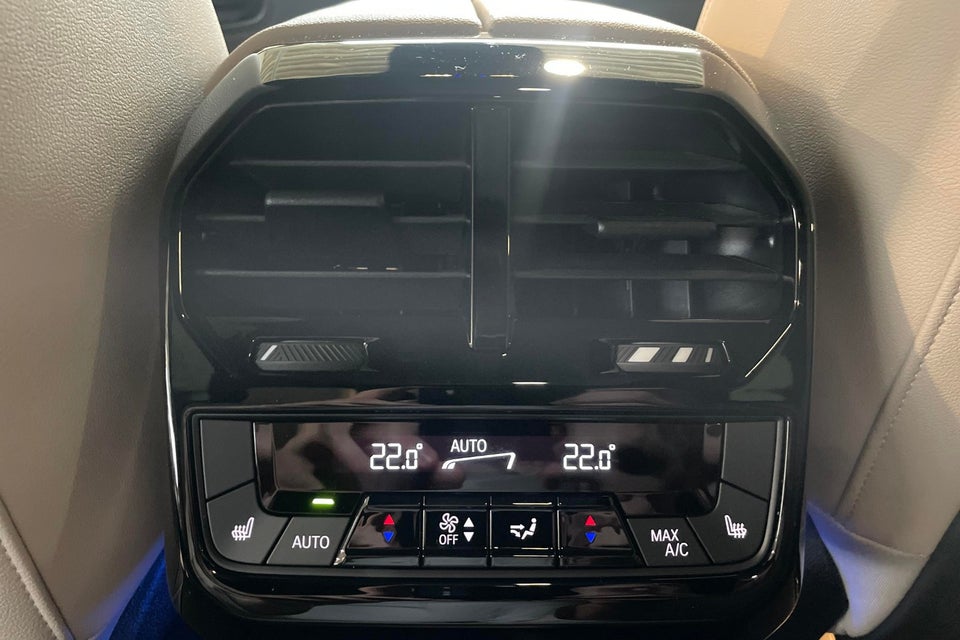 BMW iX xDrive50 Supercharged 5d