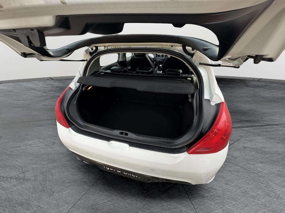 Peugeot 308 1,6 THP 200 GTi 5d