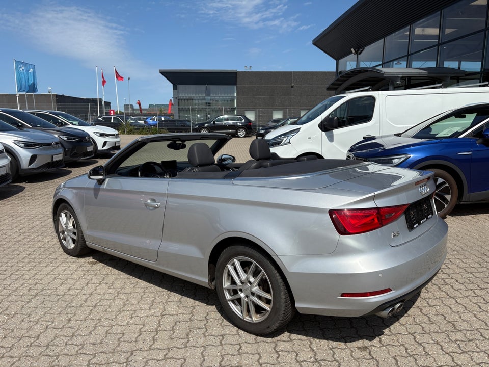 Audi A3 2,0 TDi 150 Ambiente Cabriolet S-tr. 2d