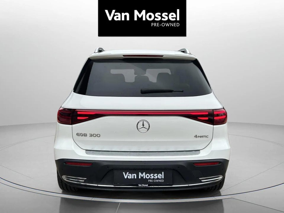 Mercedes EQB300 Progressive 4Matic 5d