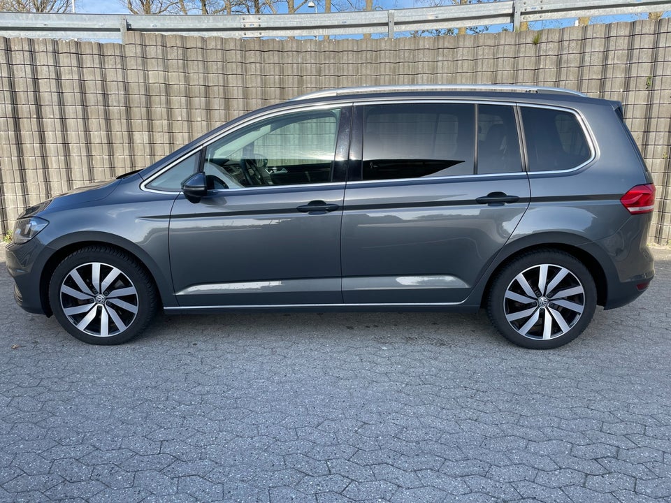 VW Touran 2,0 TDi 150 Highline DSG 7prs 5d