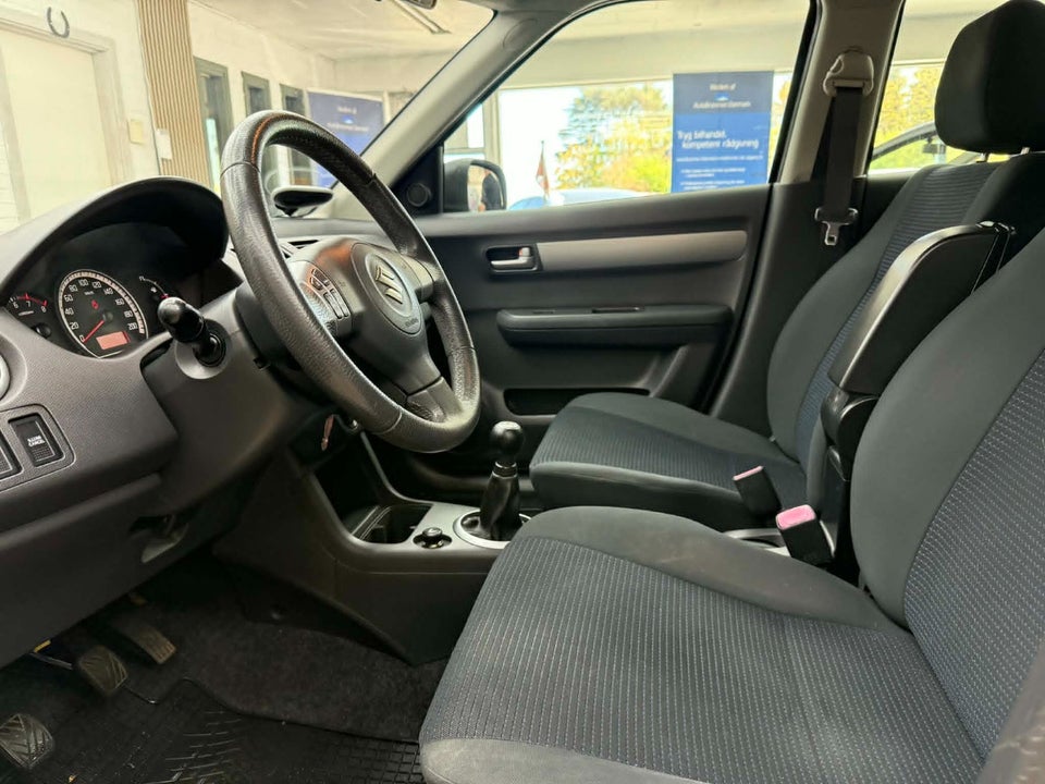 Suzuki Swift 1,3 GL-A 5d