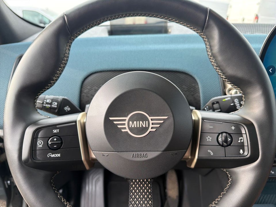 MINI Countryman E Favoured Trim M 5d