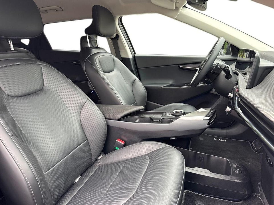Kia EV6 84 Long Range Upgrade 5d