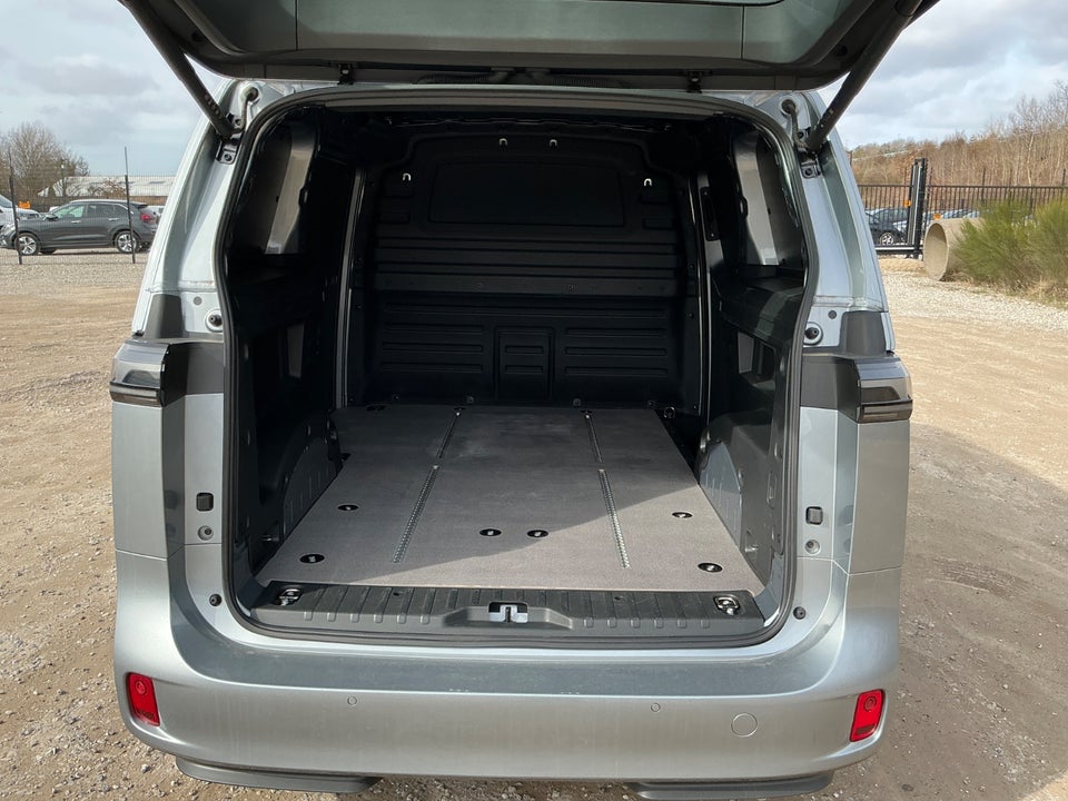 VW ID.Buzz 79 Cargo Pro