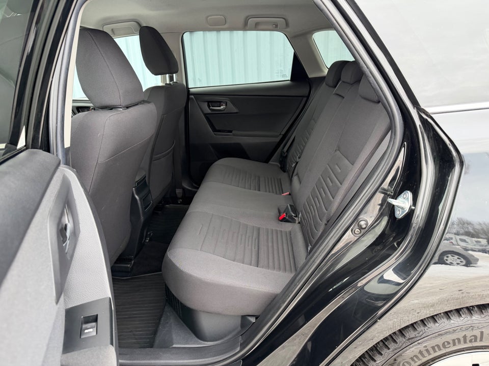 Toyota Auris 1,8 Hybrid H2 Comfort Touring Sports CVT 5d