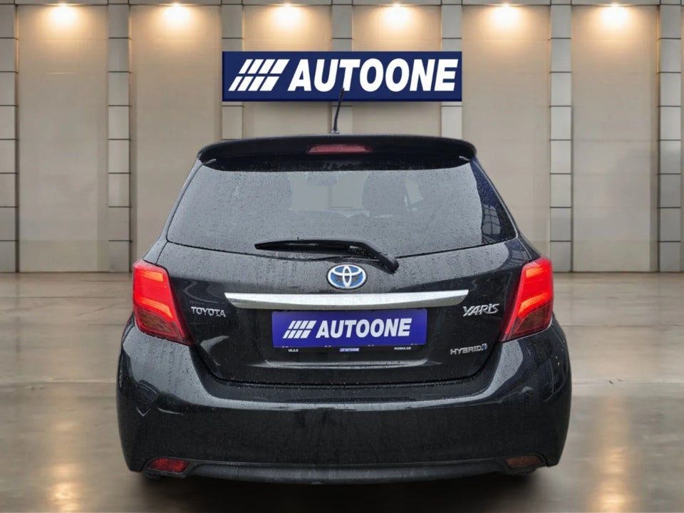 Toyota Yaris 1,5 Hybrid H1 CVT 5d