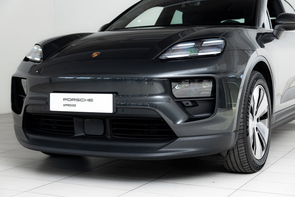 Porsche Macan 4 5d