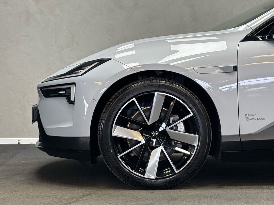 Polestar 4 Long Range AWD 5d