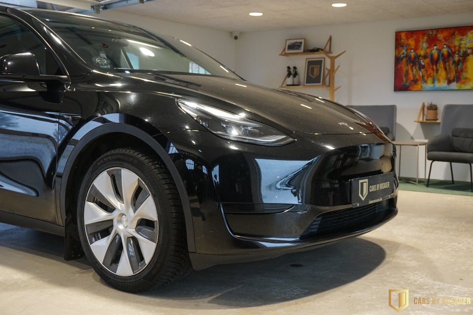 Tesla Model Y RWD 5d