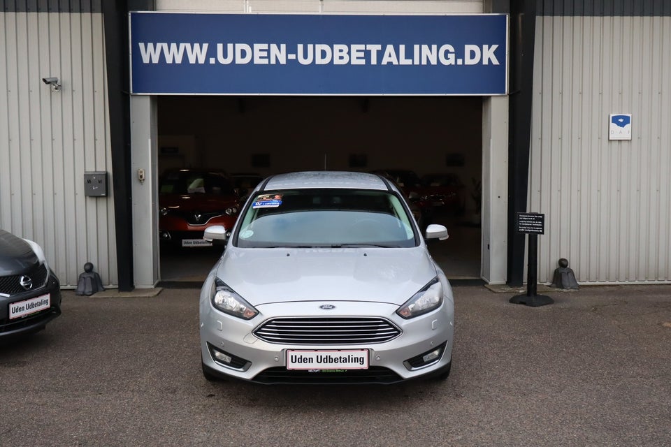 Ford Focus 1,0 EcoBoost Titanium Business stc. 5d