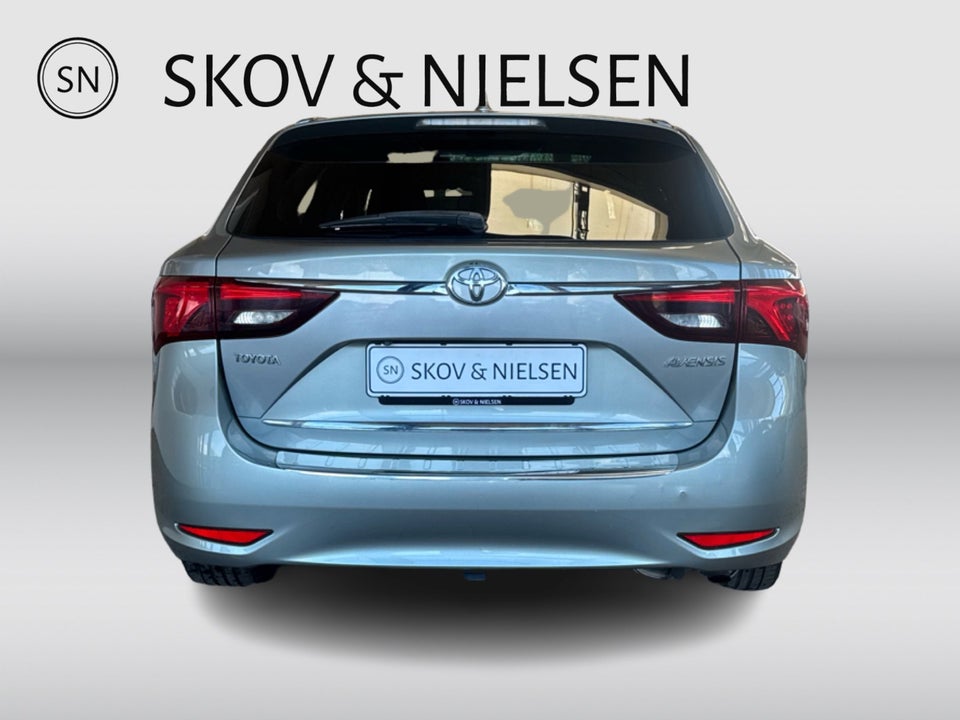 Toyota Avensis 1,8 VVT-i T2 Premium Touring Sports 5d