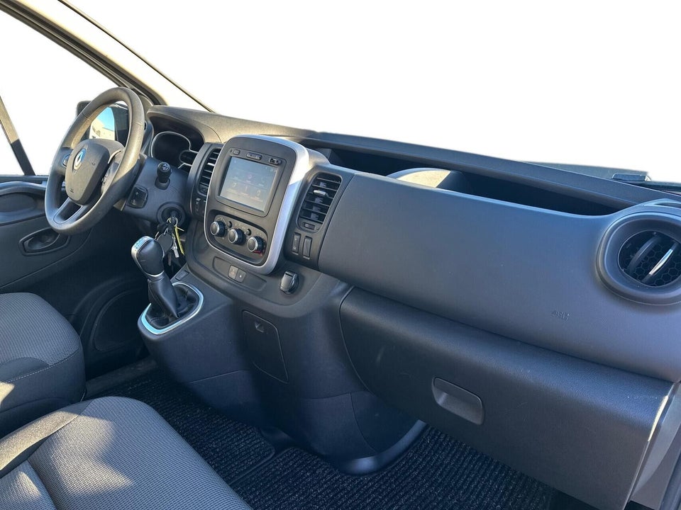 Renault Trafic T29 2,0 dCi 145 L2H1 EDC