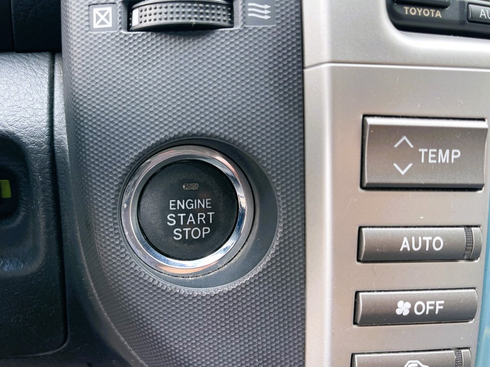 Toyota Corolla Verso 2,2 D-4D 136 Sol 7prs 5d