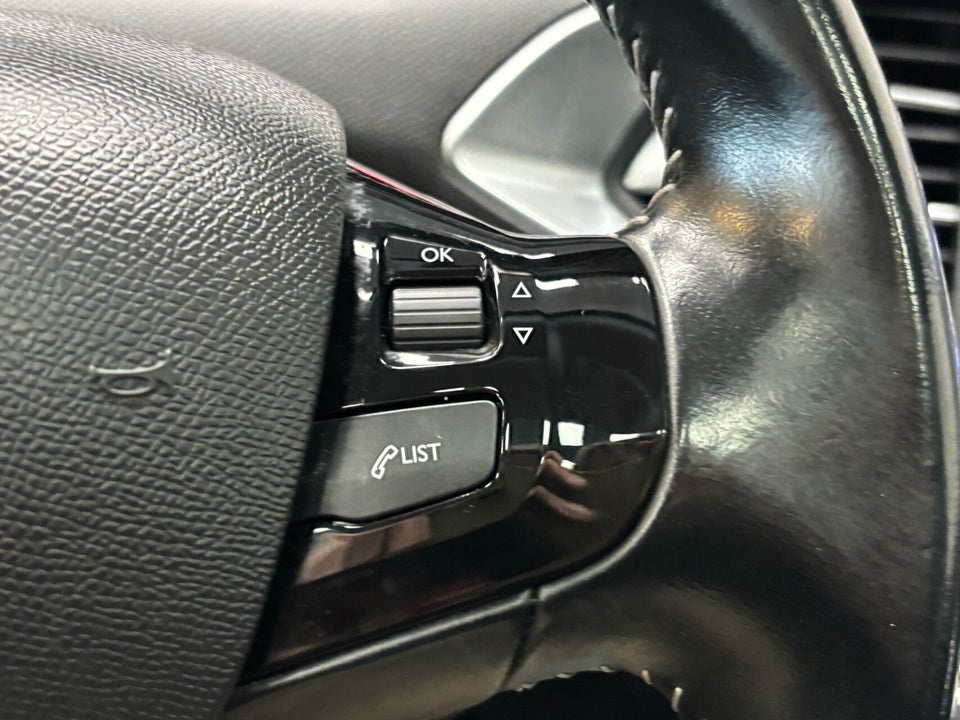 Peugeot 308 1,6 BlueHDi 120 Allure+ 5d