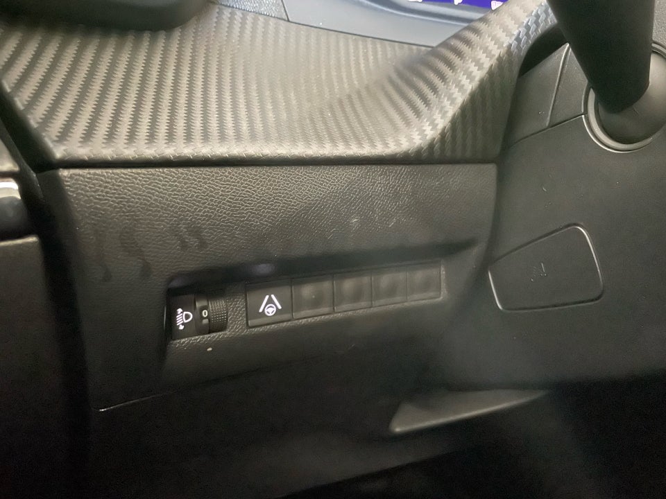 Peugeot 2008 1,2 PureTech 130 Allure EAT8 5d