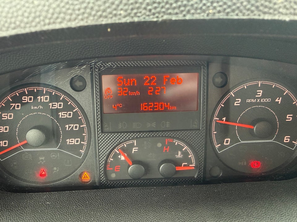 Citroën Jumper 33 2,0 BlueHDi 160 Kassevogn L2H1