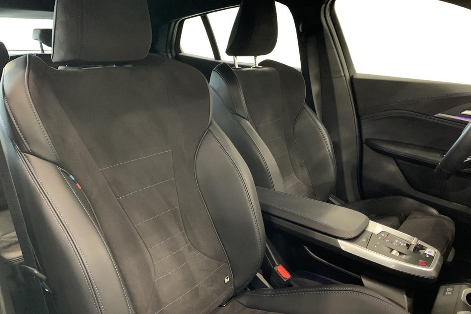 BMW iX2 eDrive20 M-Sport 5d