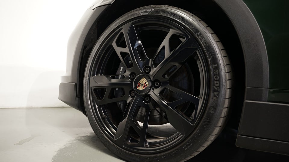Porsche Taycan 4 Performance+ Cross Turismo 5d