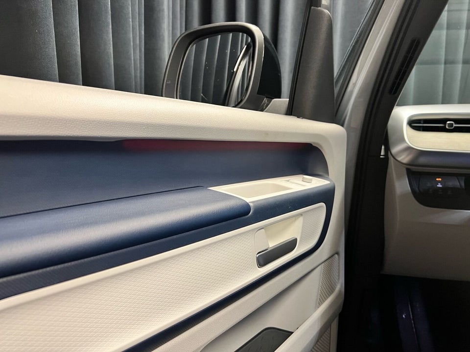 VW ID.Buzz 77 Pro SWB 5d