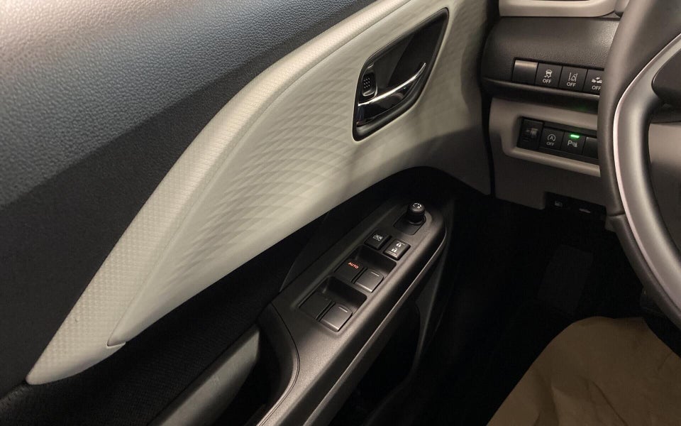 Suzuki Swift 1,2 Advance 5d