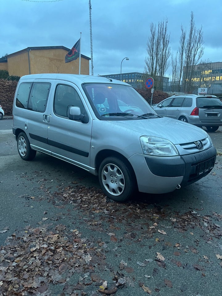 Peugeot Partner 1,6 Combi 4d