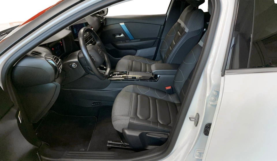 Citroën ë-C4 50 Shine 5d