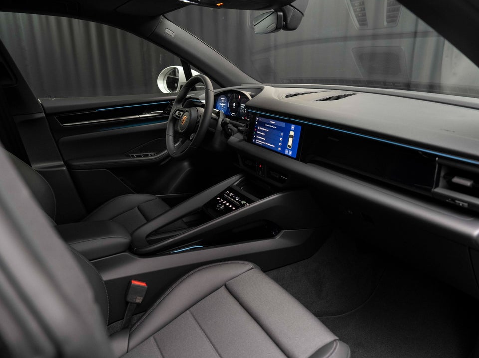 Porsche Macan 5d