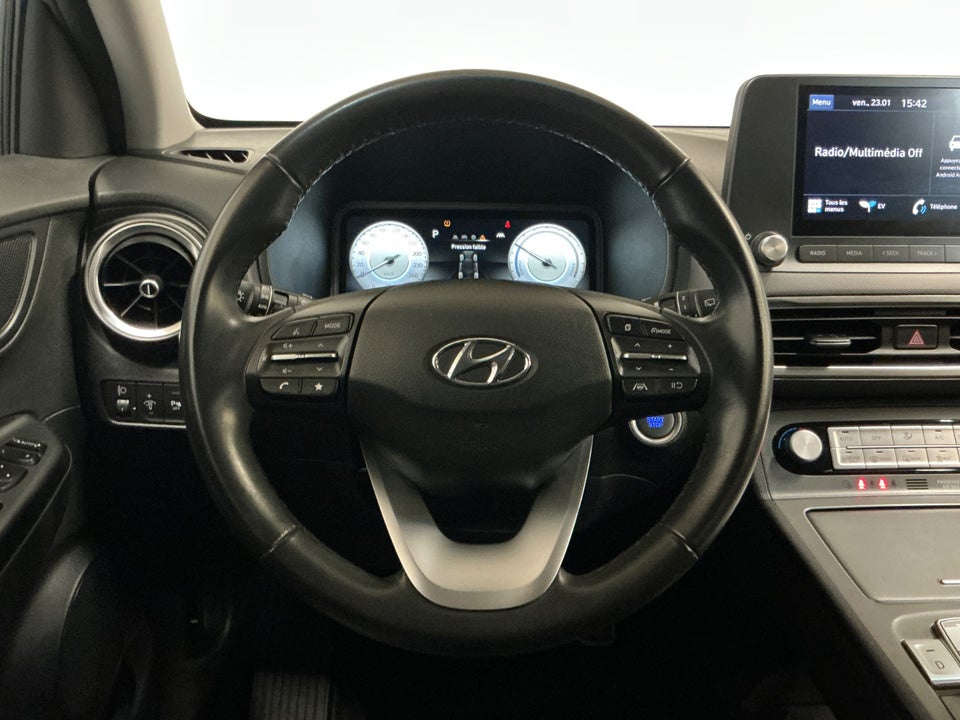 Hyundai Kona 39 EV Essential 5d