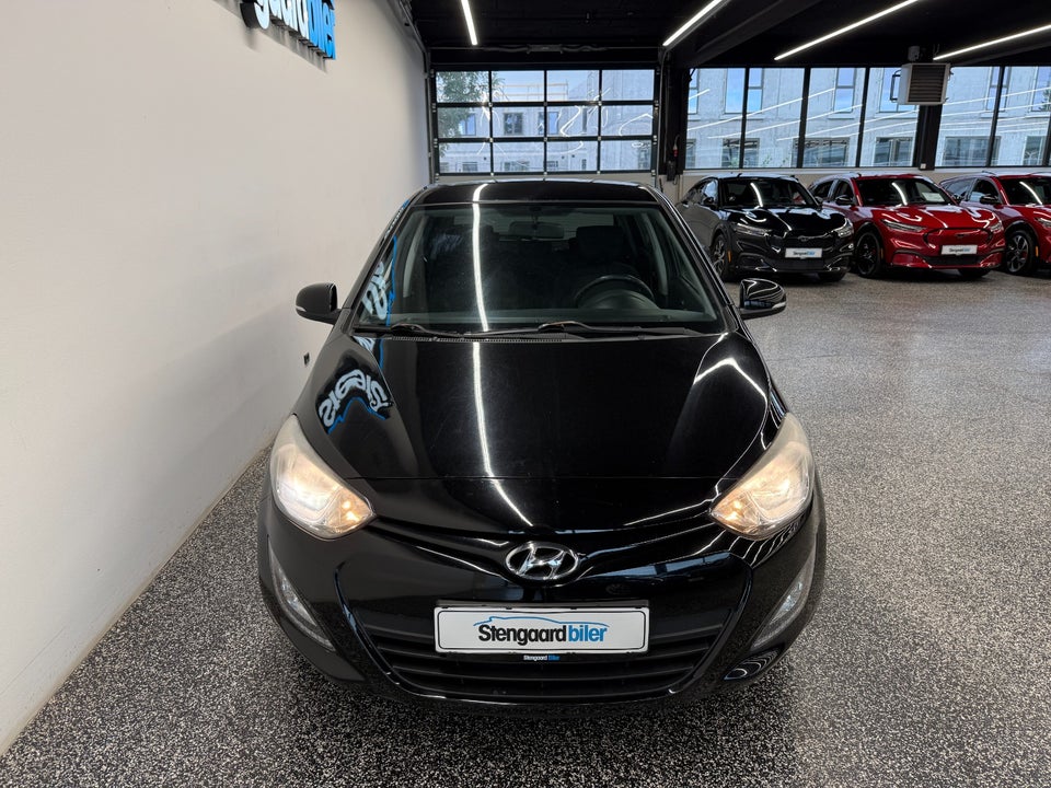 Hyundai i20 1,25 Classic Go! 5d