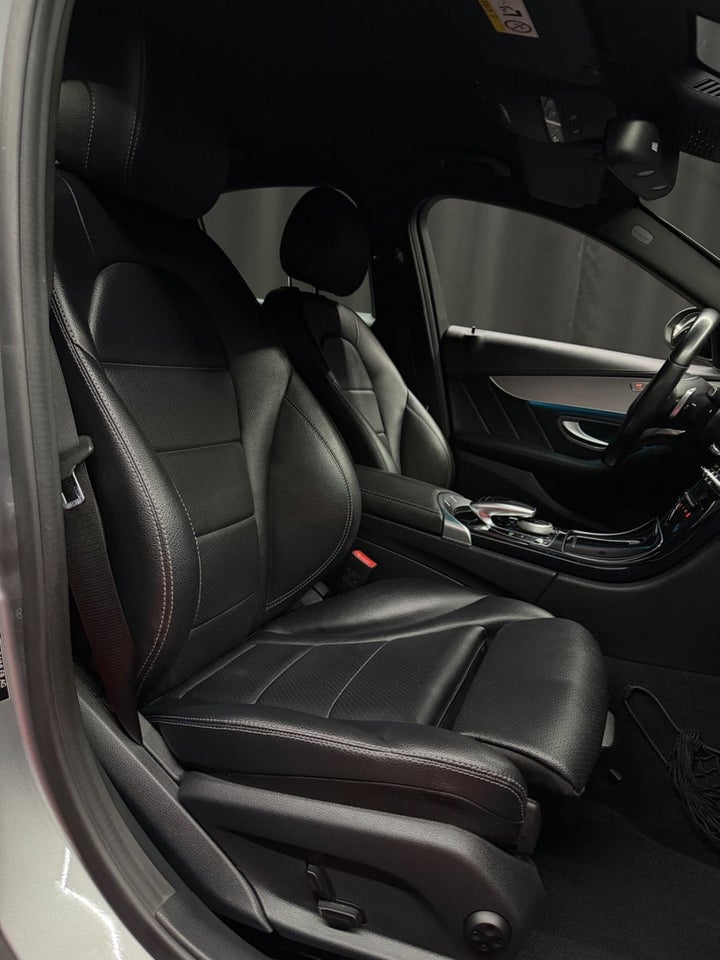 Mercedes C180 1,6 AMG Line aut. 4d