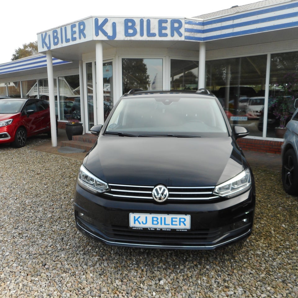 VW Touran 1,6 TDi 115 IQ.Drive DSG 7prs 5d