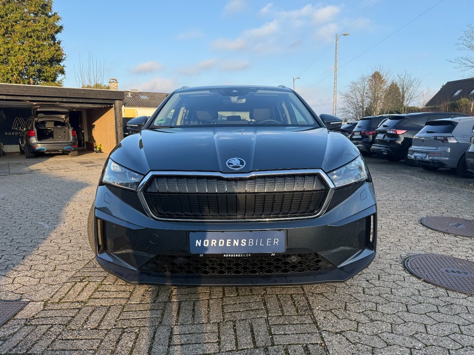 Skoda Enyaq 60 iV Loft 5d