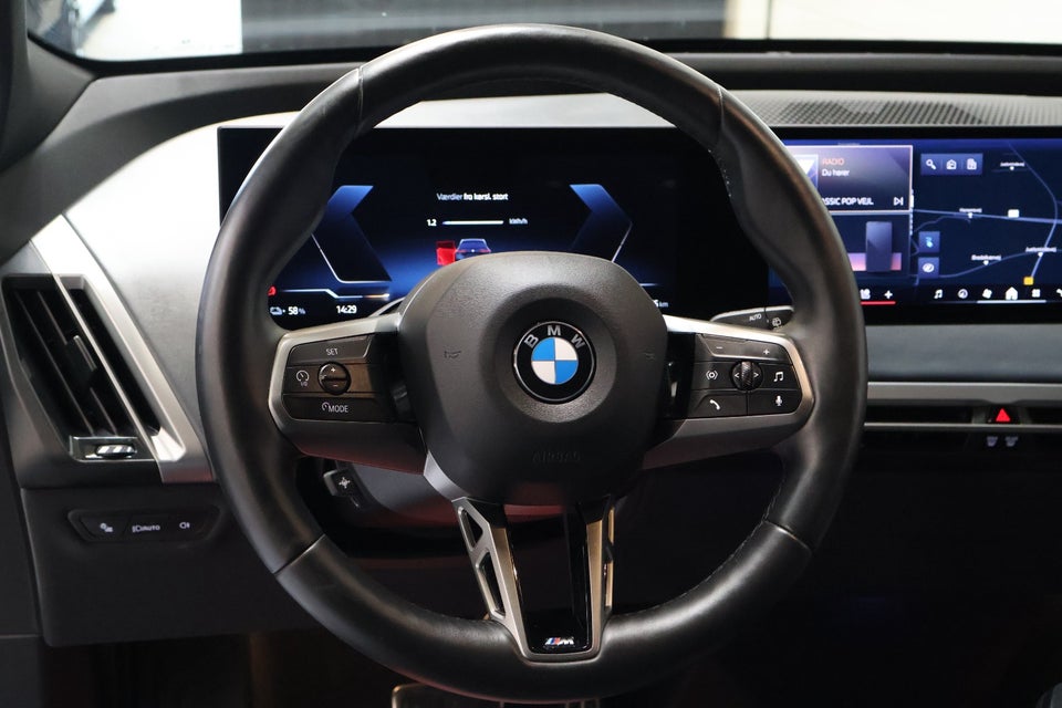 BMW iX xDrive45 M-Sport Pro 5d