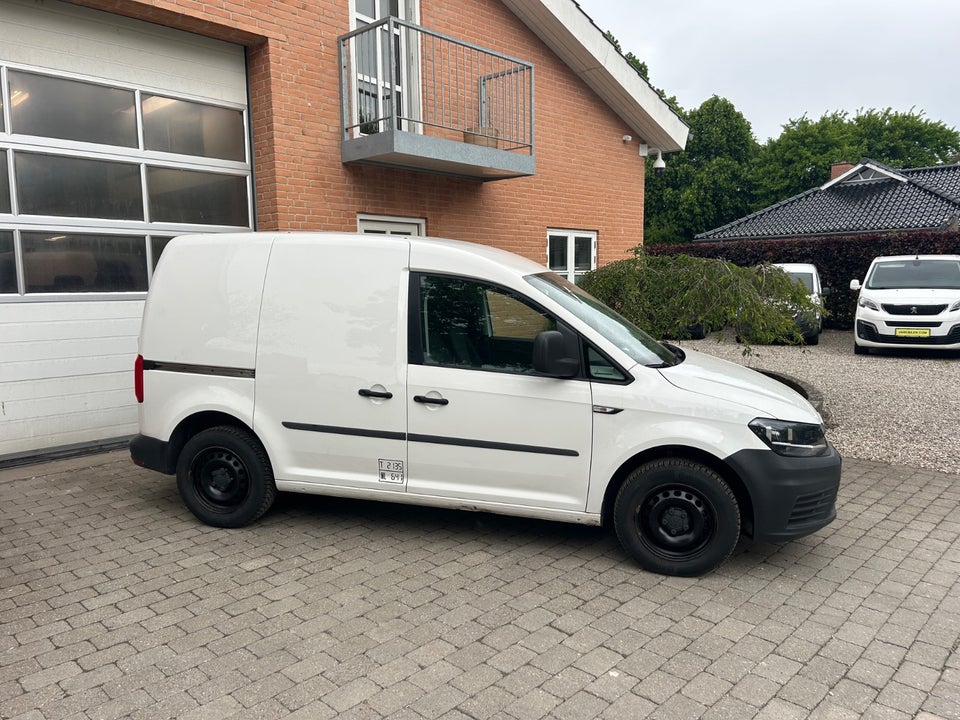 VW Caddy 1,6 TDi 75 Van 4d