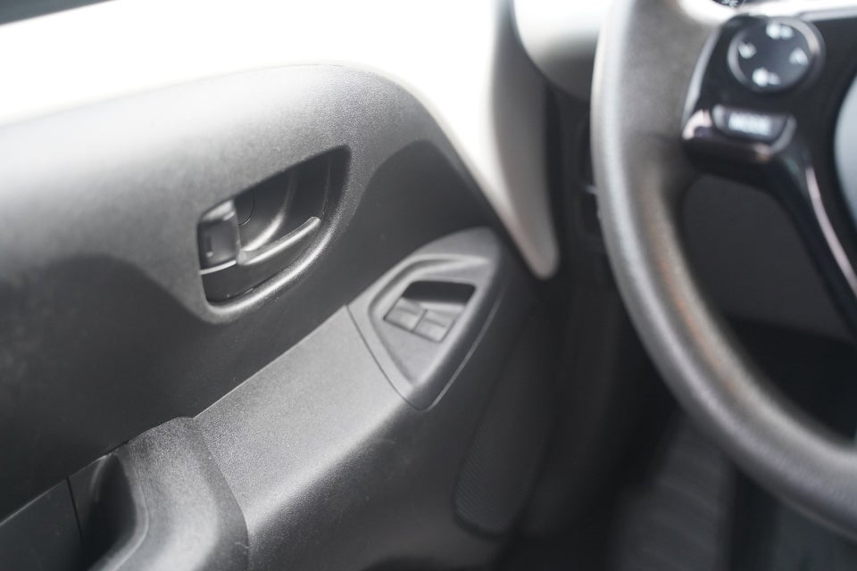 Citroën C1 1,2 PureTech Feel Complet 5d