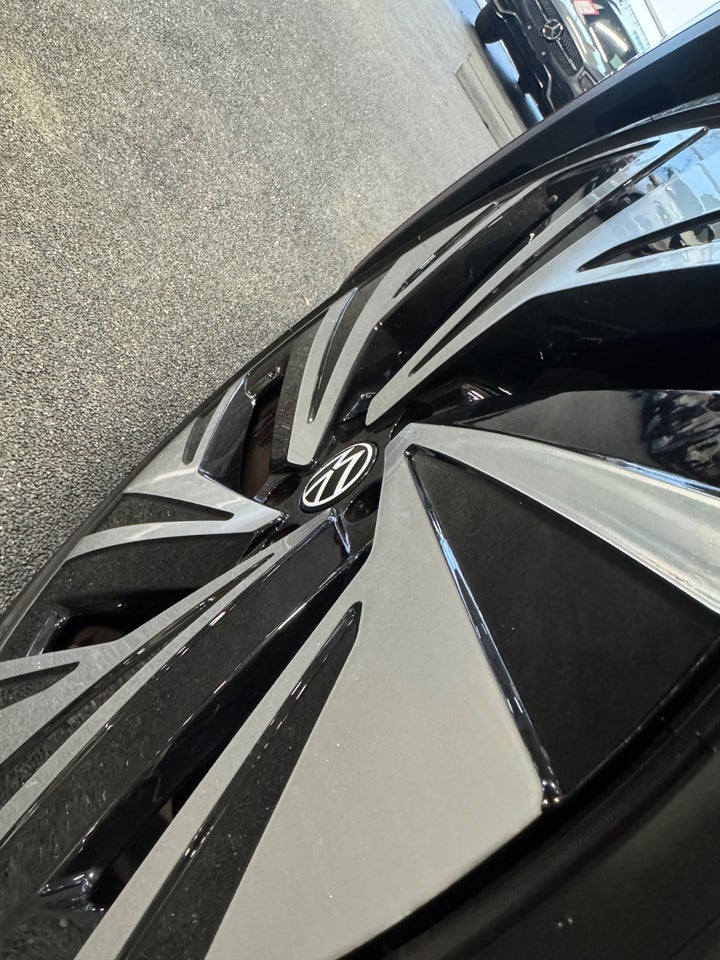 VW ID.5 77 Pro Performance 5d