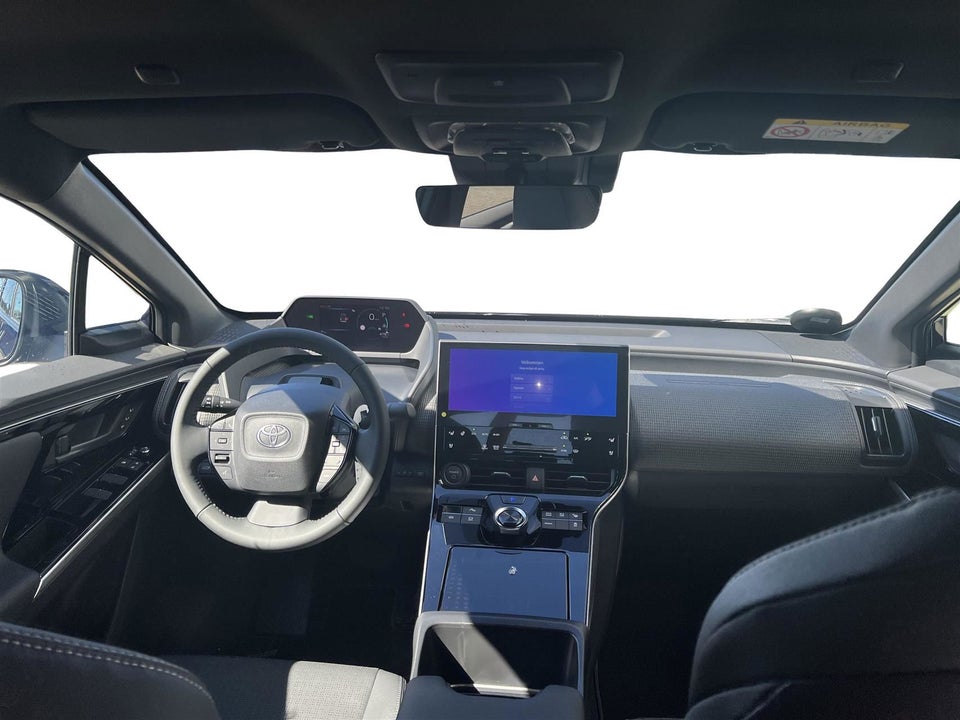 Toyota bZ4X Executive 5d