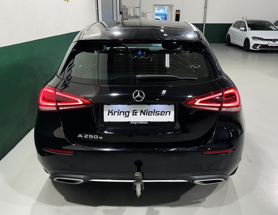 Mercedes A250 e 1,3 Progressive aut. 5d