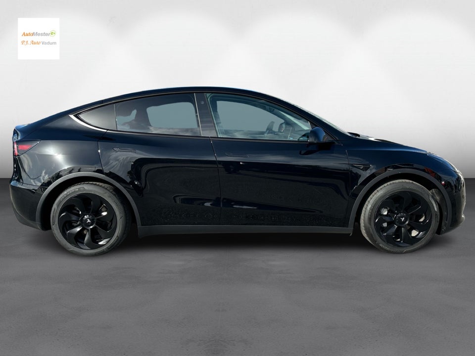 Tesla Model Y RWD 5d