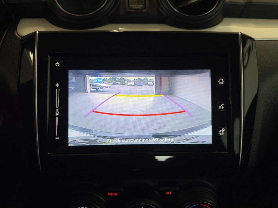 Suzuki Swift 1,2 Dualjet Exclusive CVT 5d