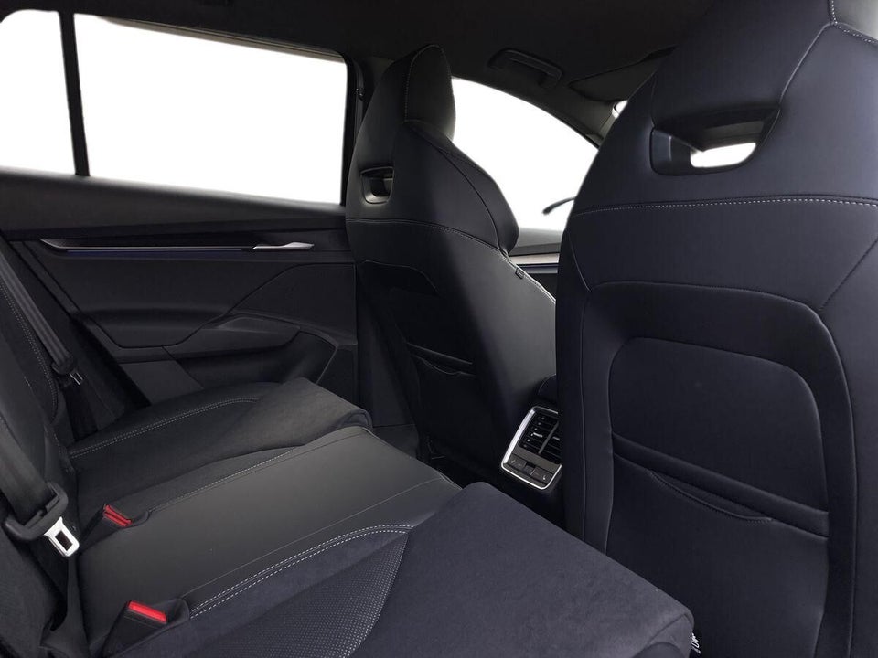 Skoda Elroq 85 iV Sportline 5d
