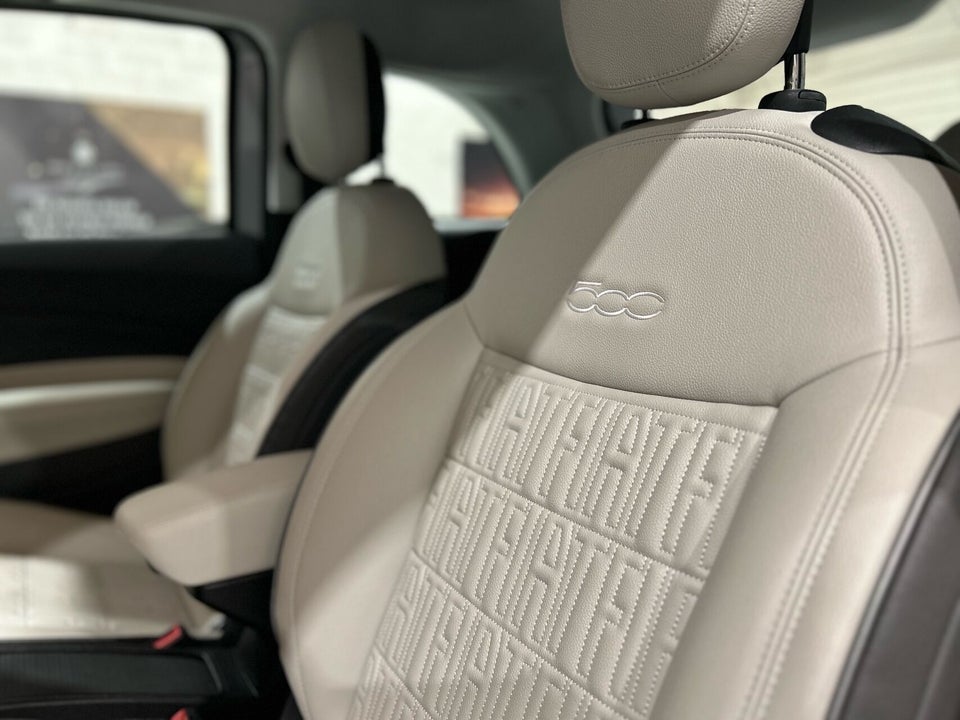 Fiat 500e 42 la Prima by Bocelli 3d