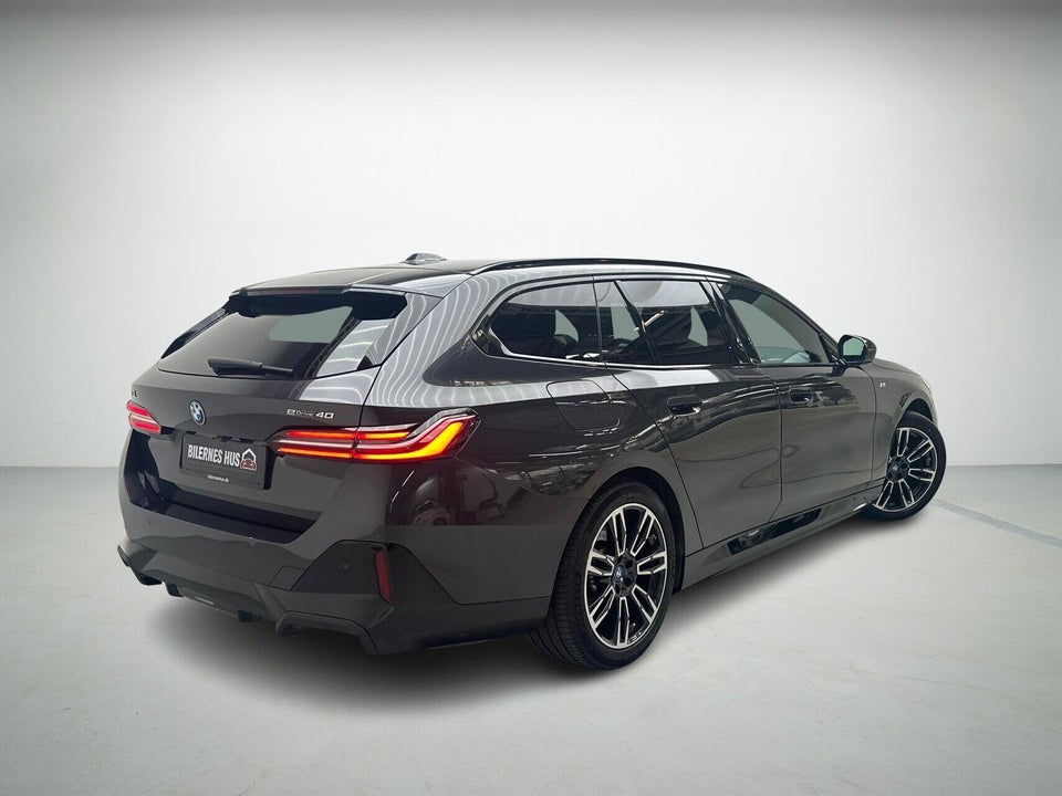 BMW i5 eDrive40 Touring M-Sport 5d