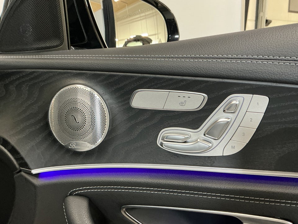 Mercedes E300 de 2,0 AMG Line stc. aut. 5d