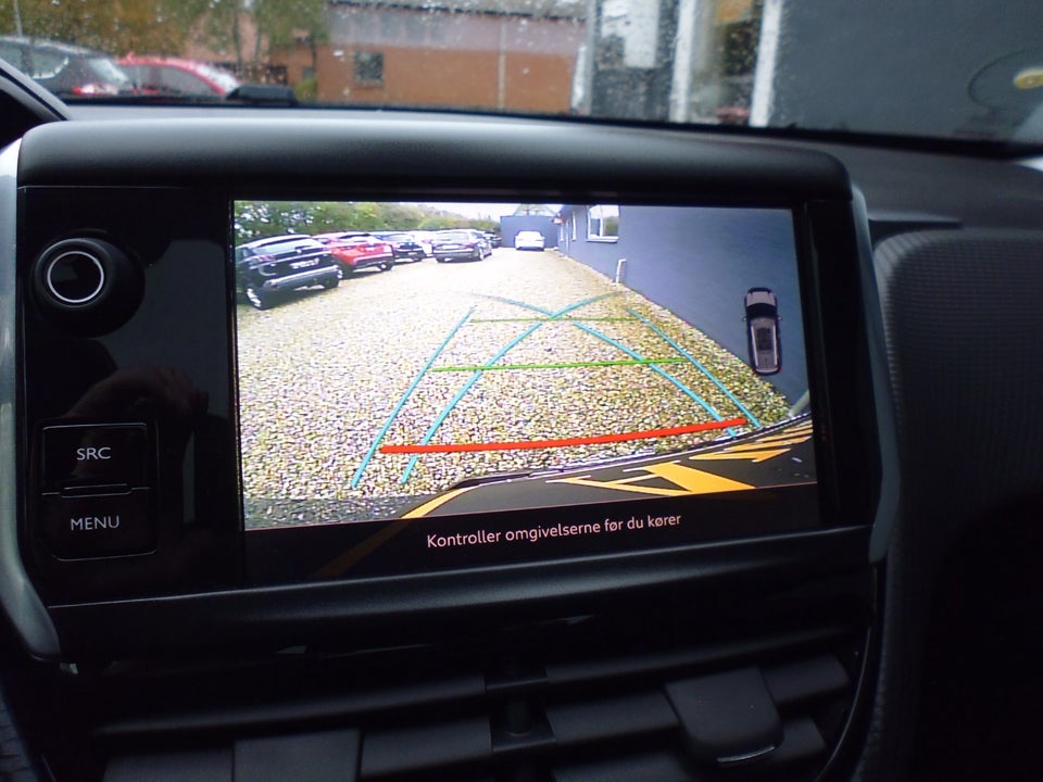 Peugeot 2008 1,2 e-THP 110 Allure Sky EAT6 5d